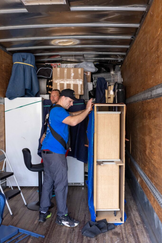 What the crew actually brings, Midas Touch Moving